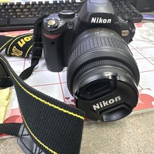 Nikon D60 Camera with AF-S Nikkor 18-55mm Lens