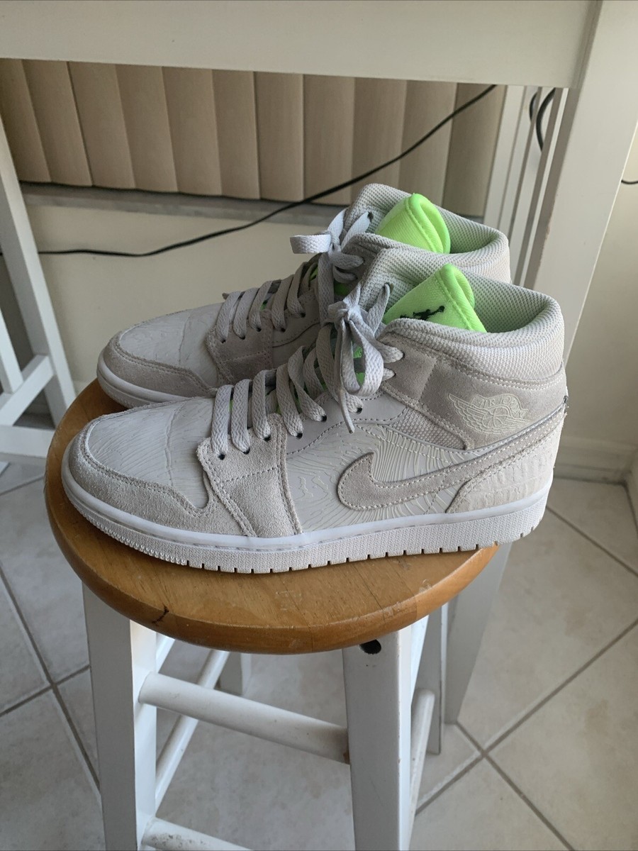 Nike Air Jordan 1 mid Vast Grey Ghost Green CV3018-001 Women 