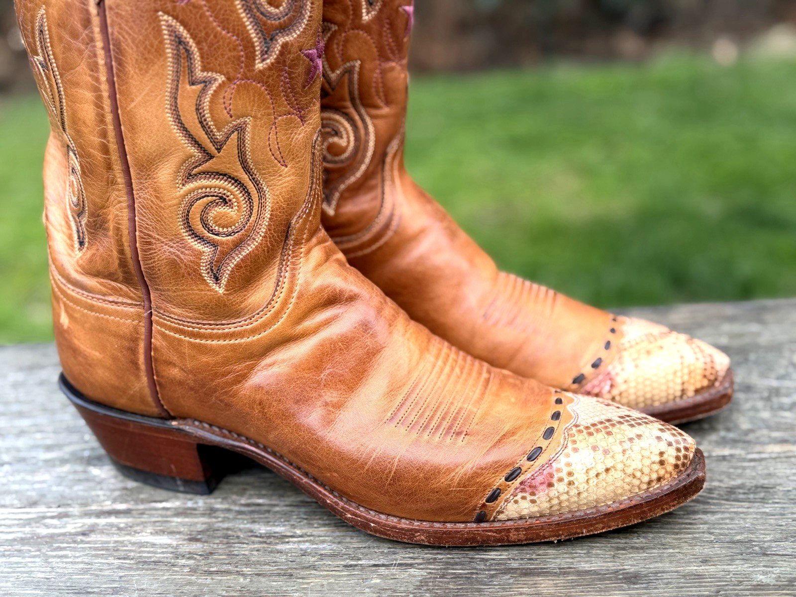 Vtg Lucchese Genuine Python Wingtip ⭐ Embroidered… - image 13