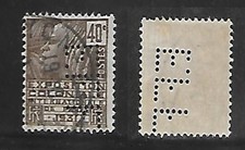 1930 timbre perforé  exposition coloniale paris  N° 271
