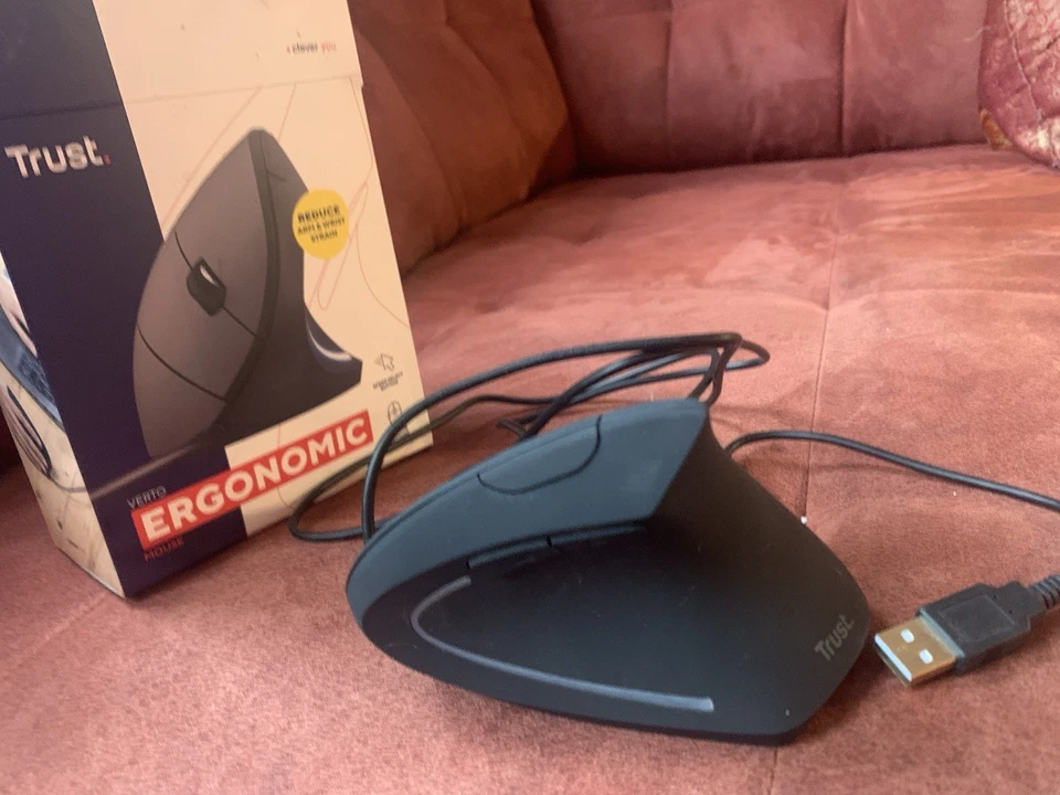 Ergonomische Maus mit Kabel mit Originalverpackung - Bild 3 von 4