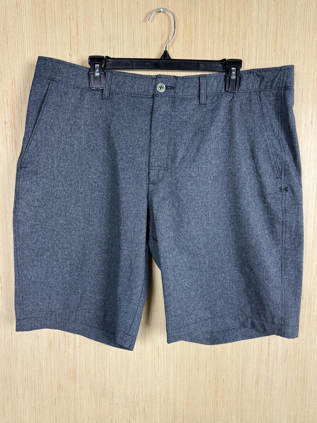Under Armour Shorts Mens 40 Gray Golf Chino Stretch Lightweight Performance