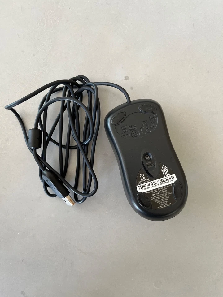 Microsoft 4YH-00007 Basic Optical Mouse - Black - Image 2 of 2