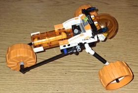 2007-08 Lego Mars Mission Trike & Switch Fighter Set 7694 & 7647 No Minifigures