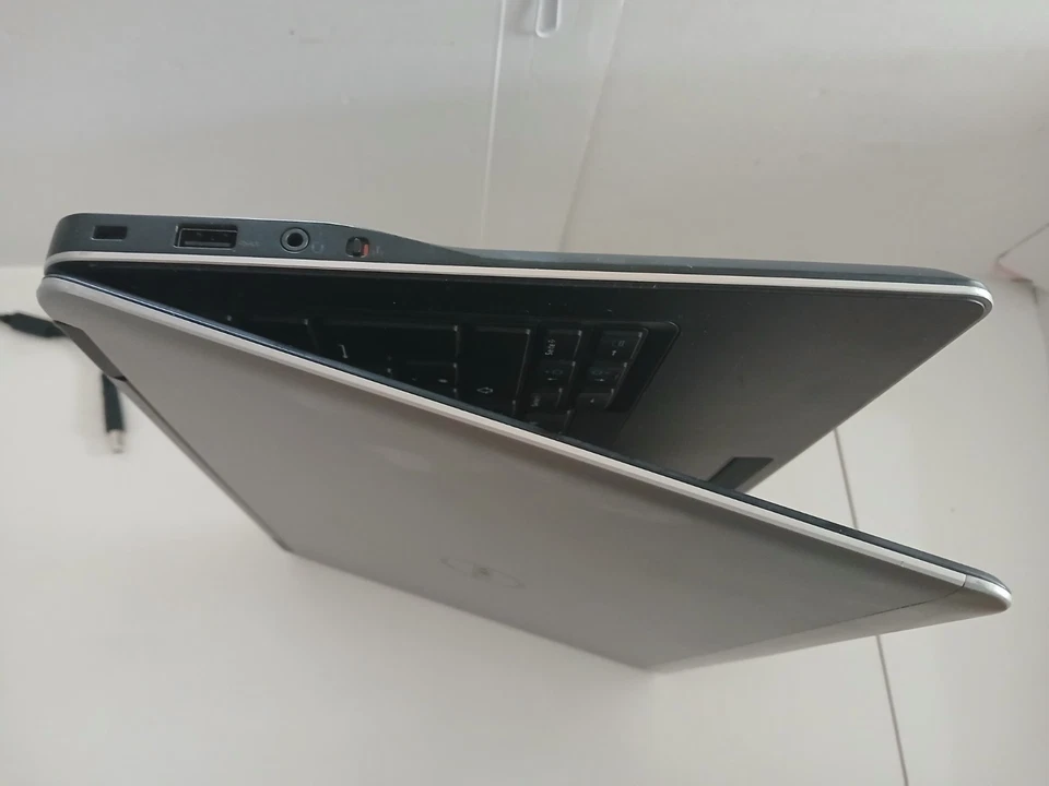 Dell Latitude E7440 · i5-4200U · 16GB · 256GB, Foto 4 von 5