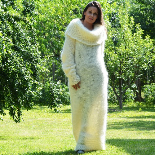 WHITE Hand Knit Mohair Sweater Fuzzy 