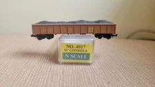 N-scale Model Power Gondola with Coal Load - ATSF