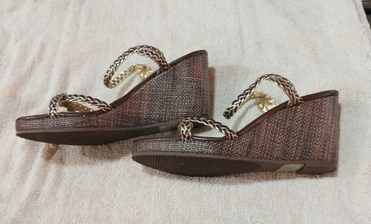 TOMMY HILFIGER WOMENS GOLD WEDGES SANDALS SHOES SIZE US 7 WOMEN | eBay