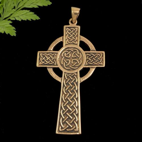 Large Iona Celtic Cross Pendant for Gold Chain or Black Leather - Afbeelding 1 van 2