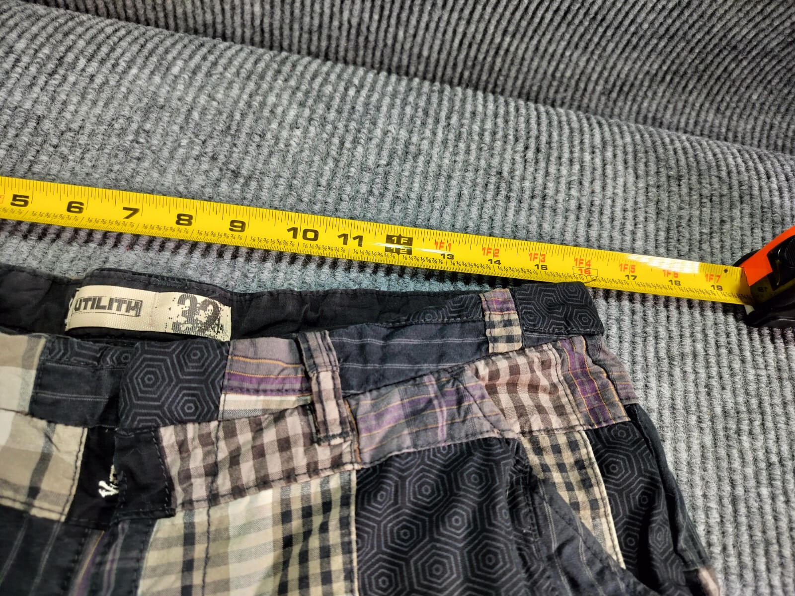 Utilith Men's Skull Crossbones Patchwork Shorts 3… - image 7