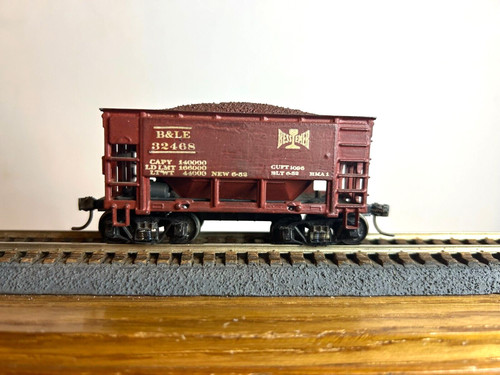 MDC #H-2 B.& L.E. 24' rectángulo. Coche de mineral lateral #32468 con Kadees y Kadee Tks. 1:87 | Zustand: Used
