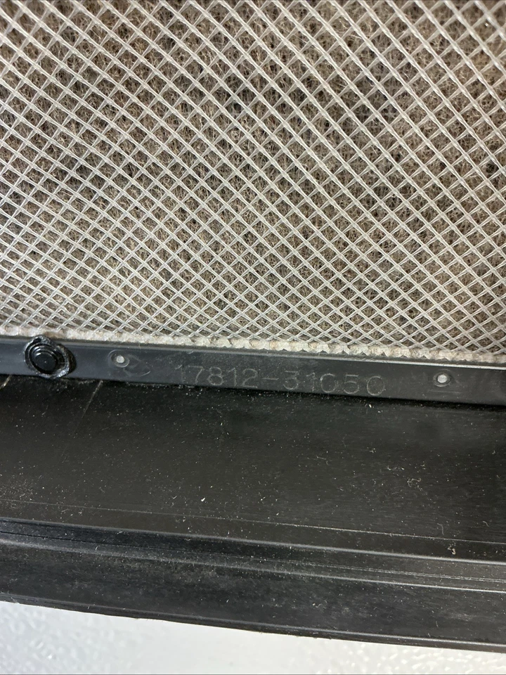 Filtro de caja de filtro de admisión de aire Lexus Is300 Is350 Is500 sección superior fabricante de equipos originales Foto 4 de 4