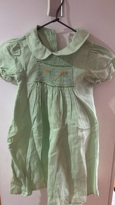 Mädchen grün gesmoktes Kleid 3T Rosalina Baby Collections Ostern Frühling Drachen