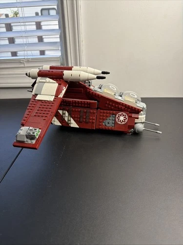 LEGO Star Wars: Coruscant Guard Gunship (75354) 99% Complete NO MINIFIGS