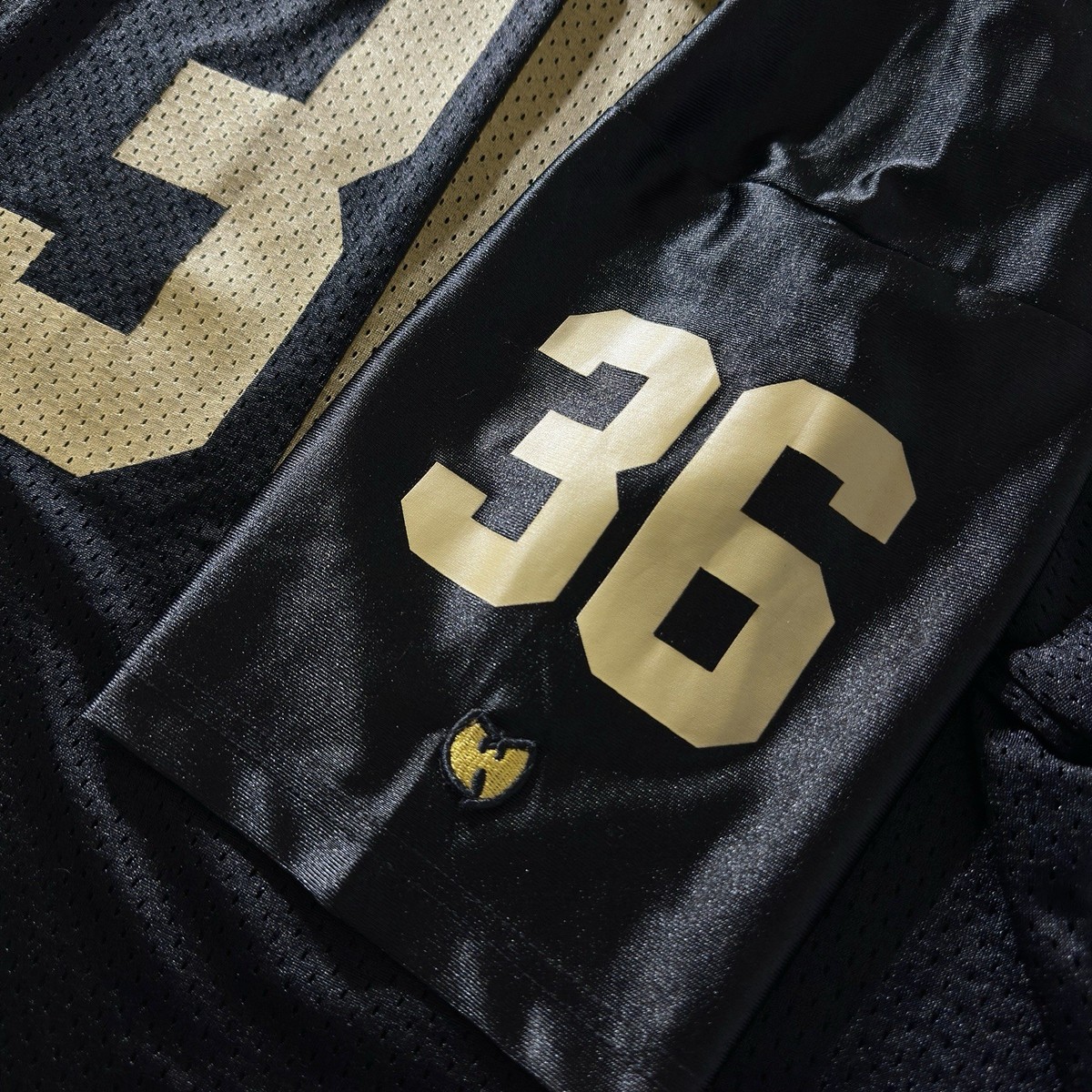 HUF X Wu-Tang Authentic Football Jersey Medium 36 Chambers 20th
