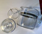 Vintage Pyrex 6 cup glass coffee pot/ missing basket but does have stem