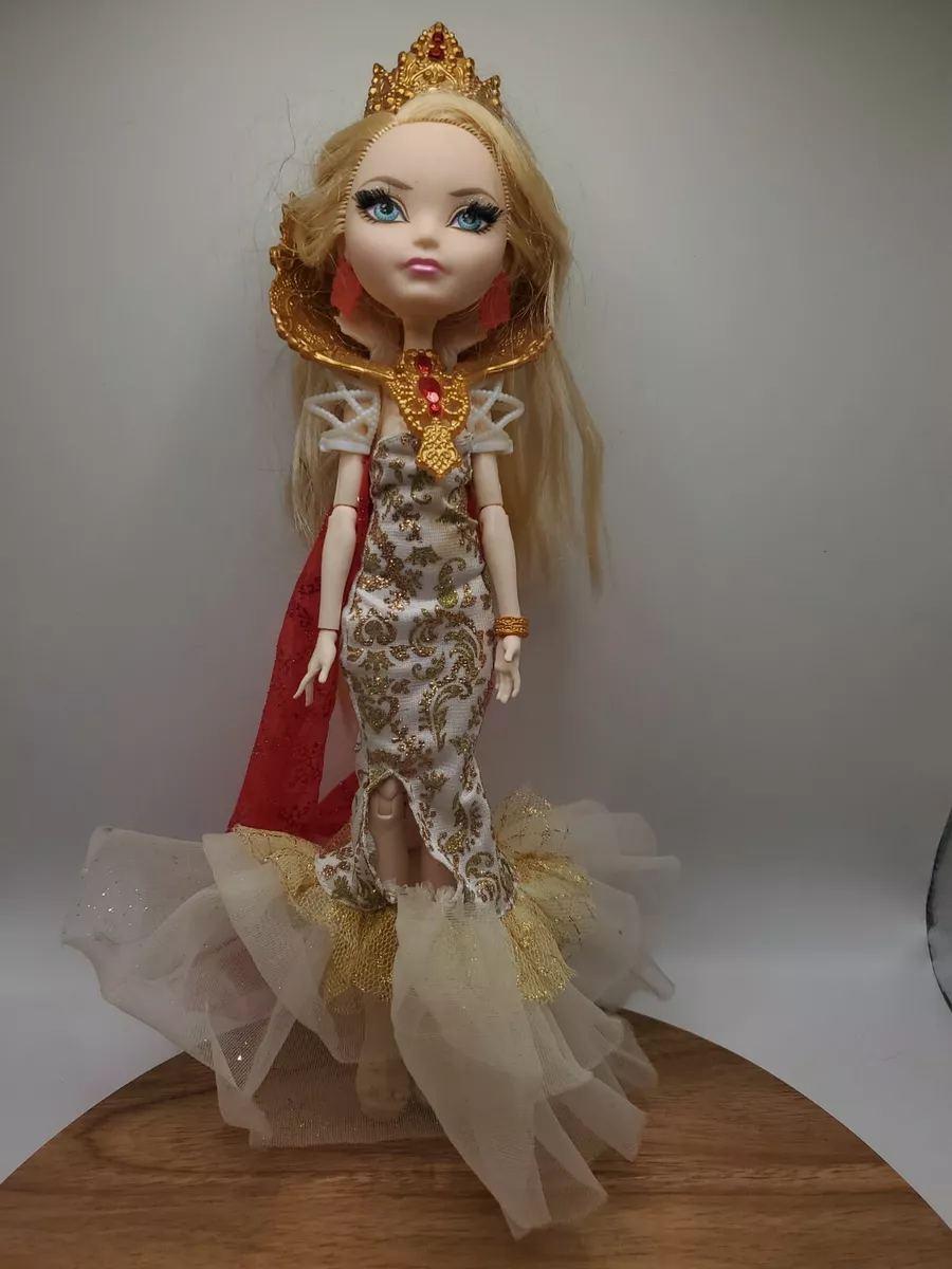 Apple White - Royally Ever After - Ever After High Dolls