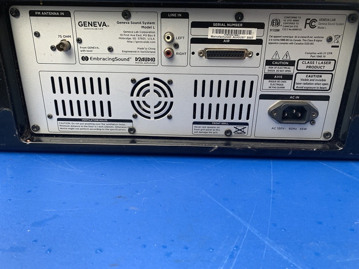 Black Geneva Sound System Model L - As Is for Parts Black Geneva Sound System Model L - As Is for Parts