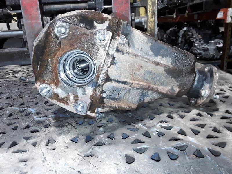 Carrier Front Axle 4 Door 4.30 Ratio S7C Fits 91-96 98-04 ISUZU RODEO 744901 - Image 2 of 4