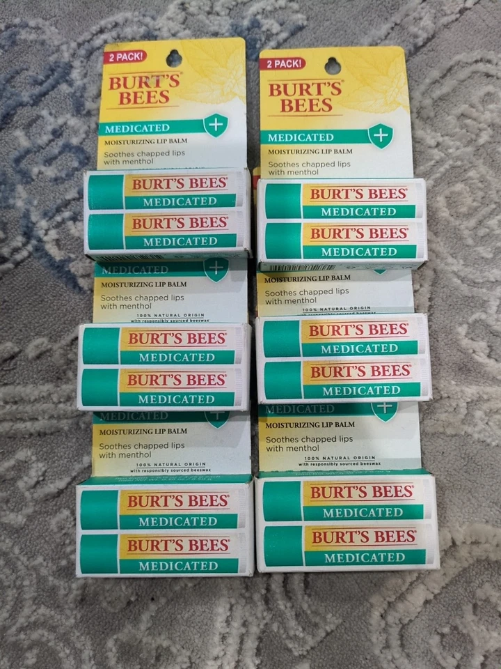 12 Burt's Bees 100% Natural Medicated Moisturizing Lip Balm Jun/2025- SHIPS FREE - Image 3 of 4