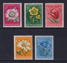 NETHERLANDS 1952 Social Relief Flowers set of 5 SG 749-753 MNH/** (CV £27)