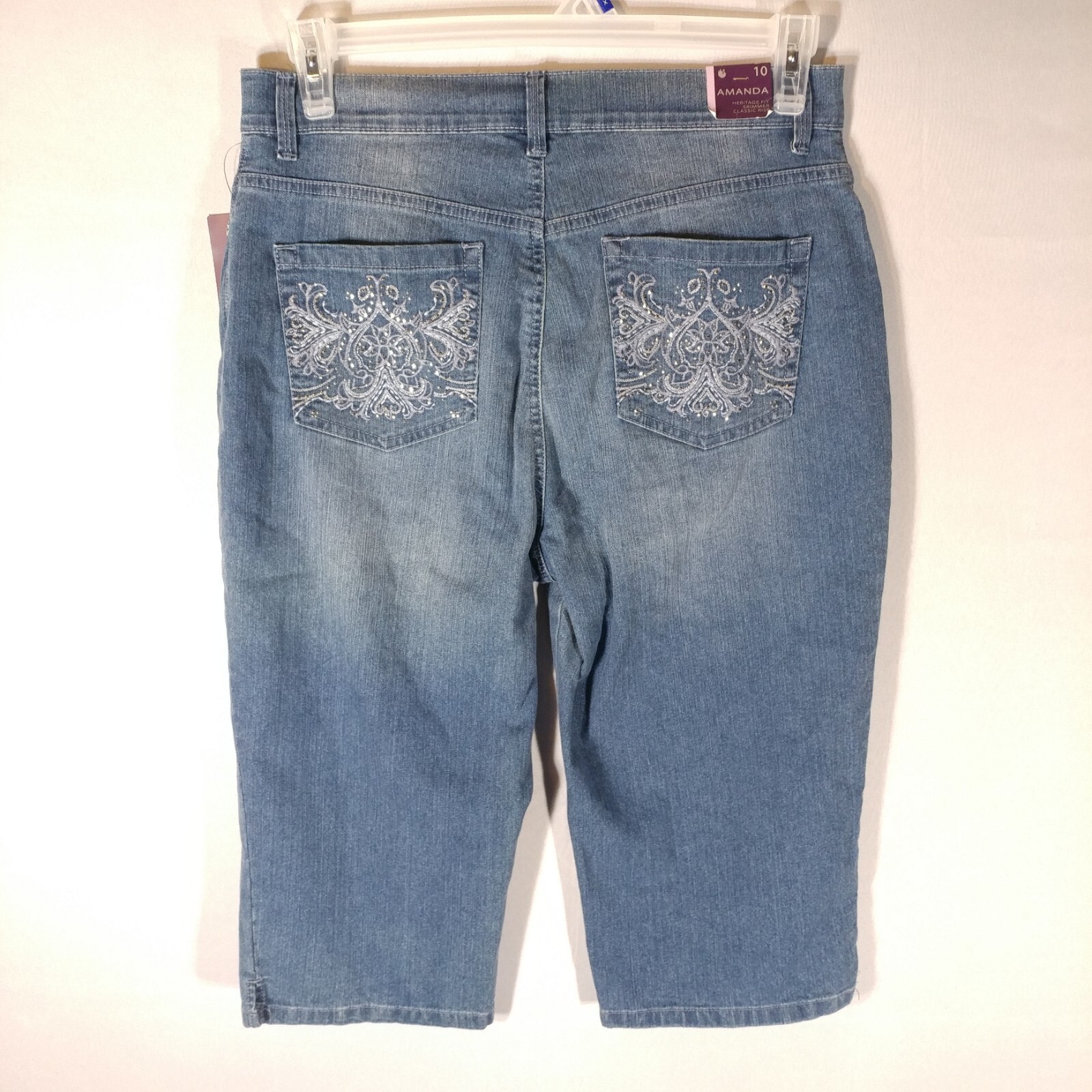Gloria Vanderbilt Womans 10 Amanda Skimmer Denim Capri Pant eBay