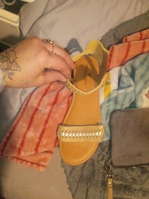 American Eagle Yellow Flat Ankle Strap Leather Sandals Size 8.5