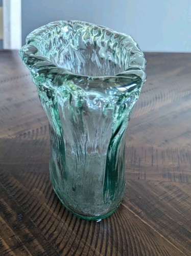Seeglas Vase San Miguel Recycling Vase Freiform Wellenrand oval Meeresschaum grün - Bild 4 von 10