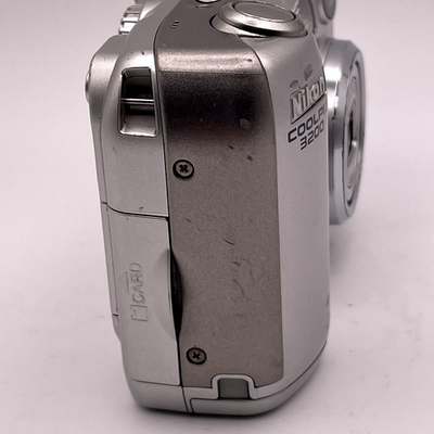 Nikon COOLPIX 3200 3.2MP Digital Camera – Silver – Does Not Turn