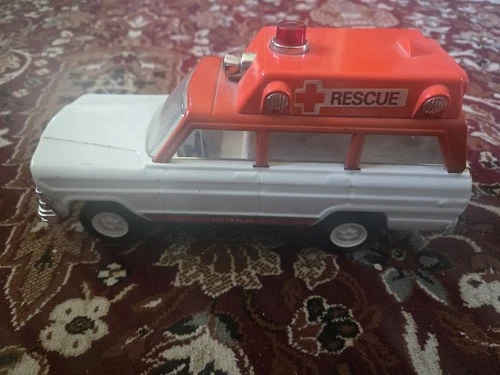 Vintage 1970's TONKA Jeep Wagoneer RESCUE VEHICLE EMS Ambulance #53078 Nice