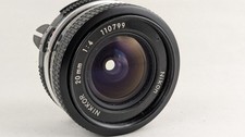 Objectif grand angle Nikon Nikkor 4/20mm F/Ai