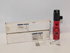 Telemecanique XCSL-562B1 Safety Limit Switch, Key Operated Turret Head, A300, 3A