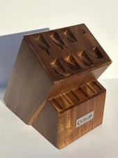 CUTLUXE 14 Slot Knife Storage Block w/ Hardwood OAK Finish, 12 Slots for Knives