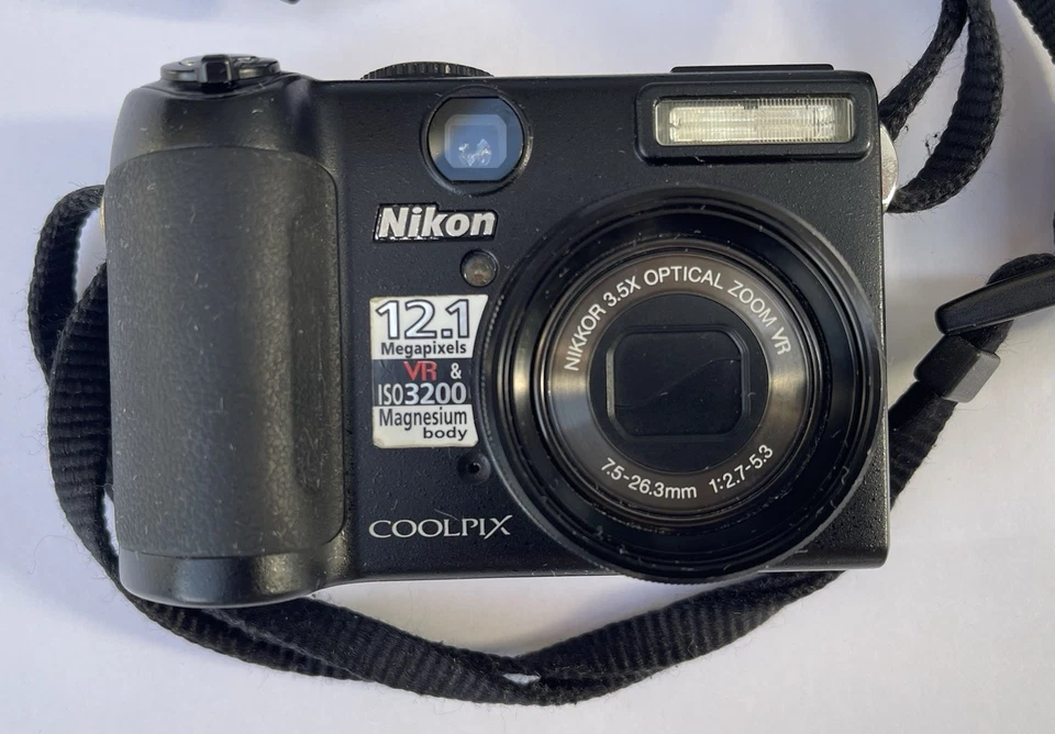 Nikon Coolpix P5100 12.1 Megapixel - Image 3 of 4