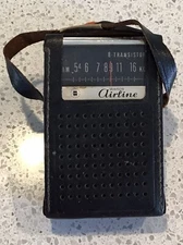 VINTAGE MONTGOMERY WARDS AIRLINE 8 TRANSISTOR AM RADIO WITH CASE JAPAN (PARTS) 