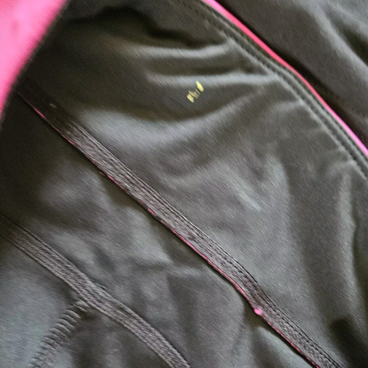 ALTRA Lotto leggings da donna taglia media Capri rosa e nero Nike & altre marche