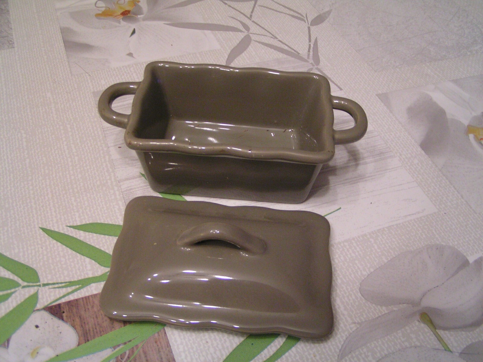 ANCIENNE JARDINIERE EN Porcelaine Terrine EUR 40,00 - FR