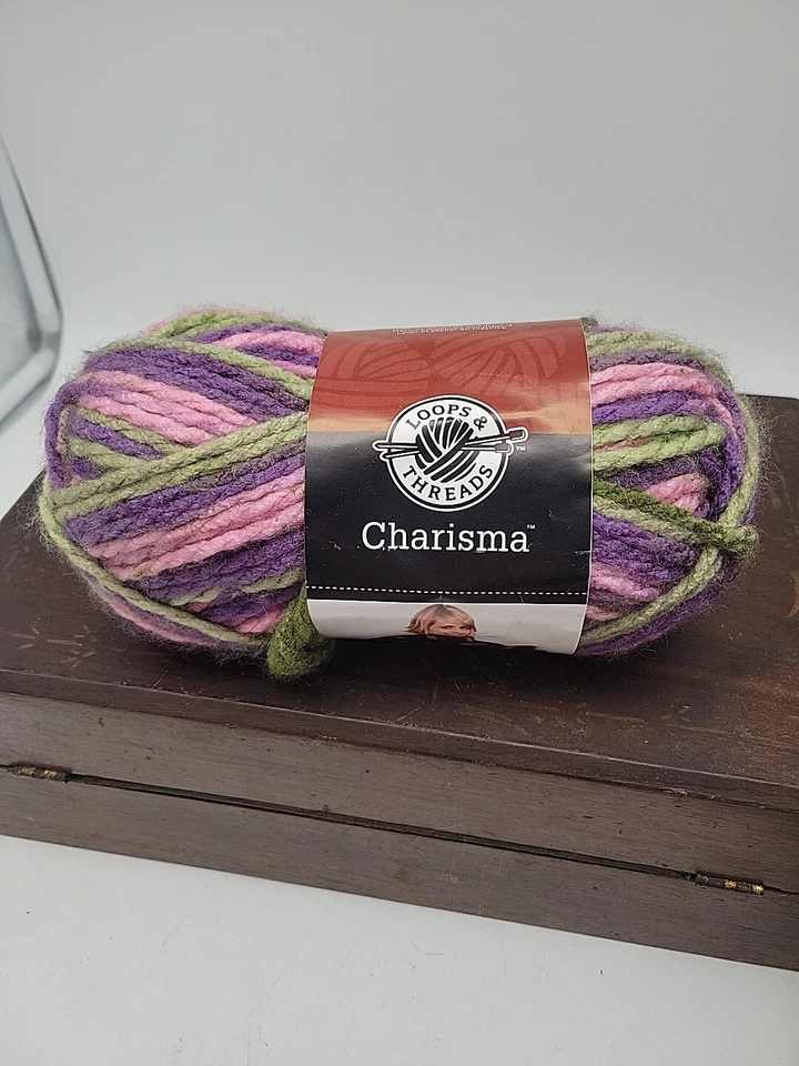 Lote a granel de lazos de hilo multicolor e hilo carisma junto al lago ramo ondas de color Foto 2 de 4