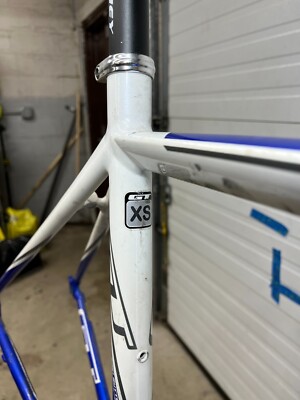 GT Series 2 Road Bike Aluminum Carbon Fork XS Blue and White