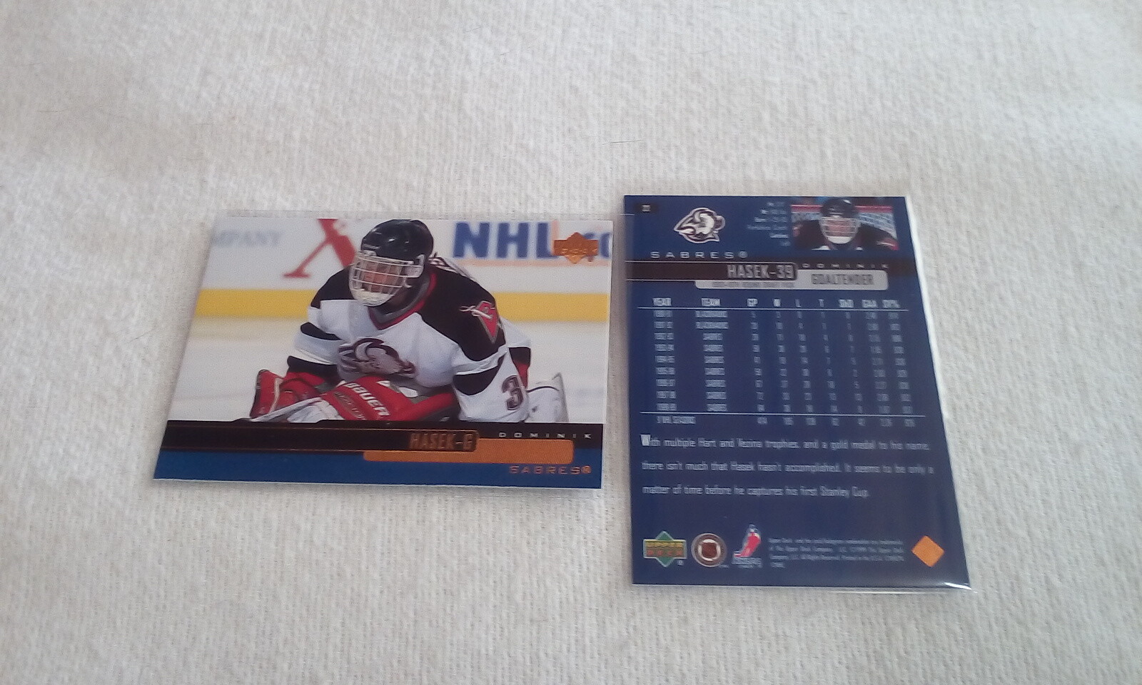 1999-00 Upper Deck Hockey Part. Base Set 1-99 Pick cards that you want/need.