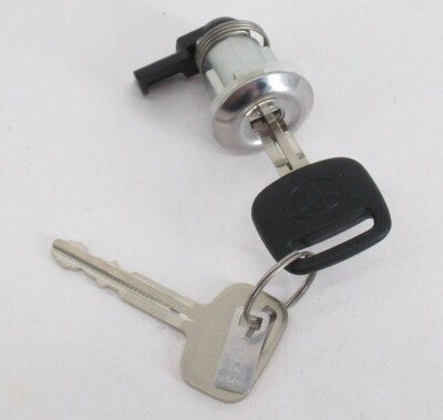 Genuine OEM Toyota 69058-35140 Fuel Door Lock Cylinder w/ Key Set