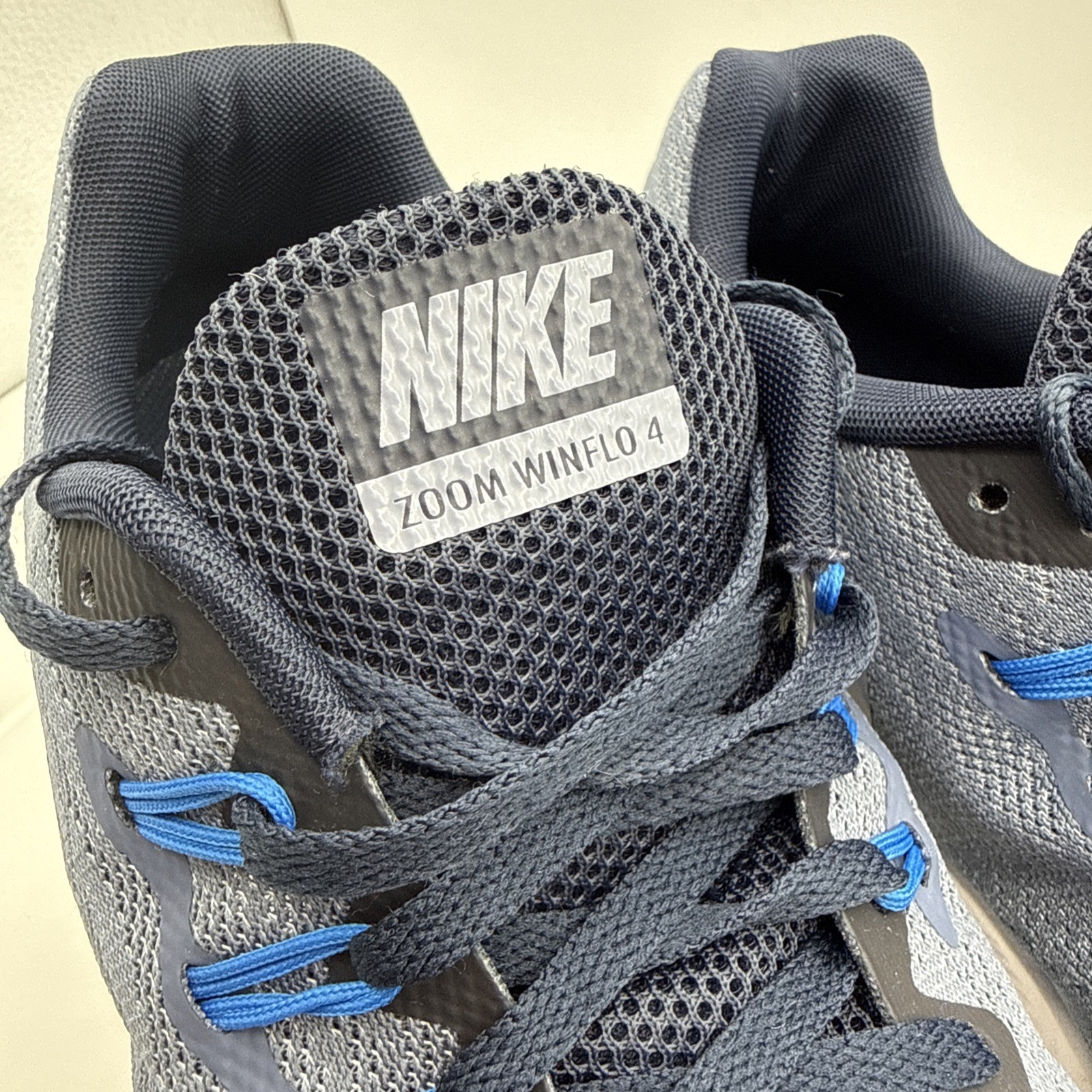 Nike Zoom Winflo 4 Mens Running Shoes Gray Size 10 898466-403 thumbnail 2