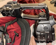 Canon EOS C100 Cinema EOS Pro HD Camcorder Body Black SD/SDHC HDMI LCD