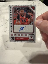 Dalen Terry 2023-24 Panini Optic Signature Series Auto Chicago Bulls