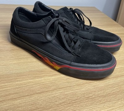 Vans Old Skool Flame Wall Size 10 Men Black Sneakers Fire Skating Shoes 500714