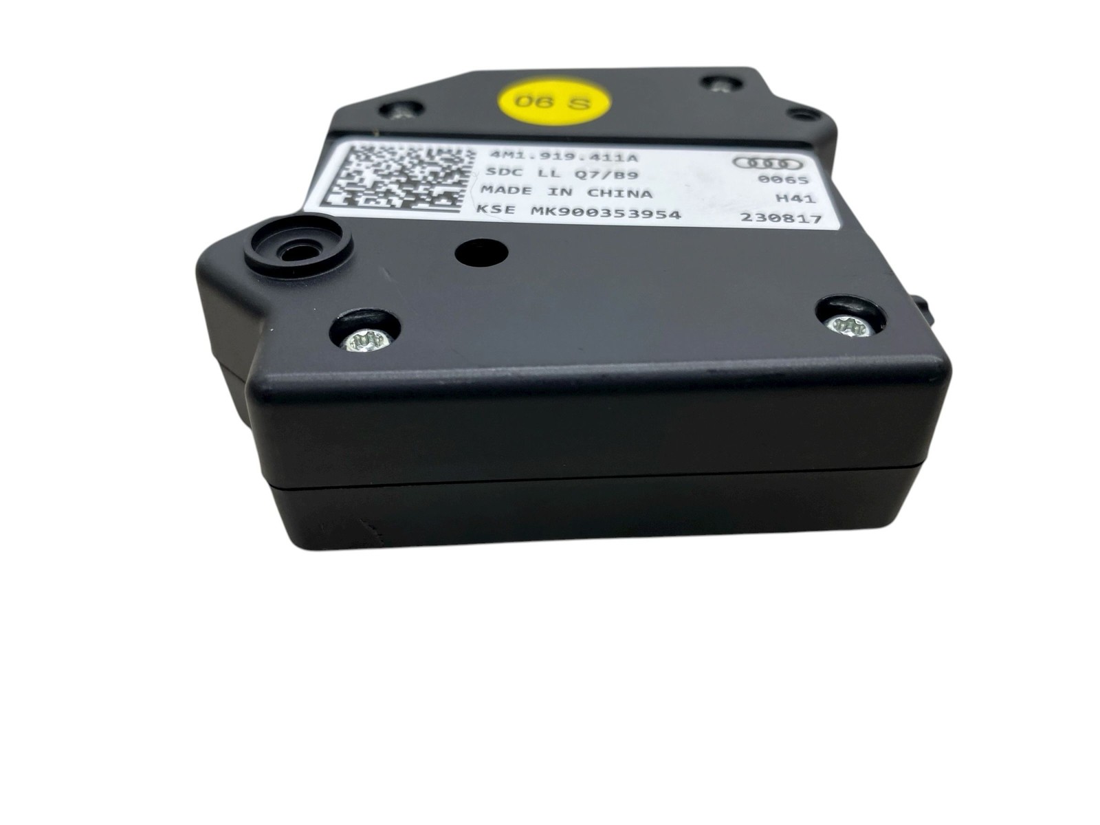 2016-2020 BENTLEY BENTAYGA INFOTAINMENT CAN BUS INTERFACE MODULE UNIT 4M2919411A
