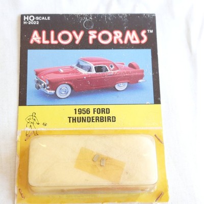mes-98383	Alloy Forms H0 Ford Thunderbird 1956 Metall sehr guter Zustand,