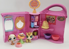 Vtg 2004 Littlest Pet Shop LPS DOGGIE DINNER Playset w 14 Accessories + 2 PETS