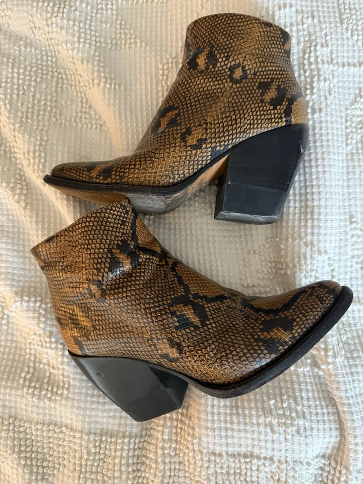 Chloe Brown Snakeskin Ankle Boots Size 39 - Image 2 of 4