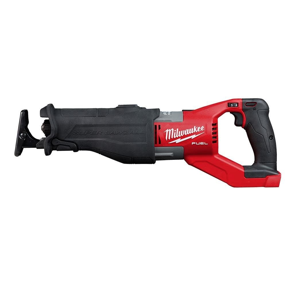 Топливная пила Milwaukee M18 Super Sawzall без инструмента 53490₽